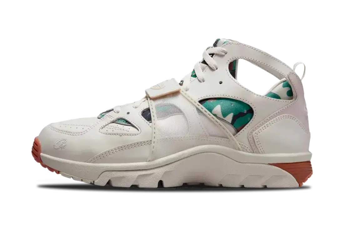Nike Air Trainer Huarache Corteiz Light Bone - Got U Sneakers