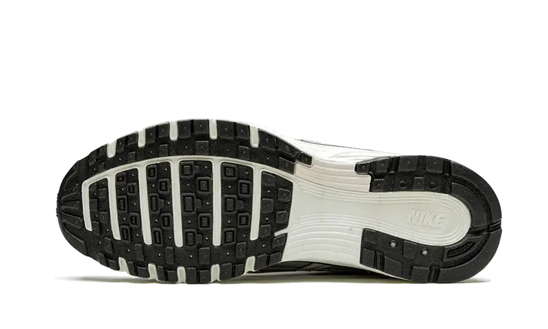 Nike P-6000 Metallic Silver - Got U Sneakers